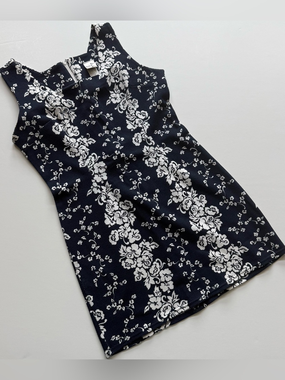 Vintage Hip Chick Ltd Women’s L Sleeveless Sheath Dress Blue Floral Stretch